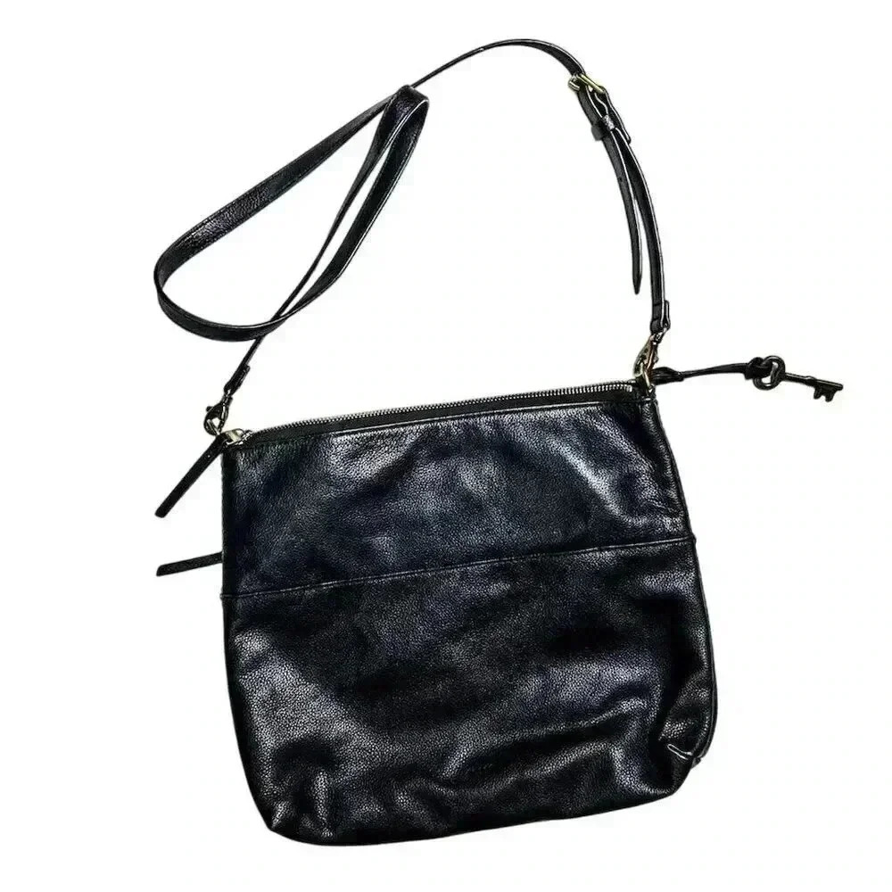 Fossil Women's Black Leather Crossbody Bag Medium Size Gold Hardware Adjustable